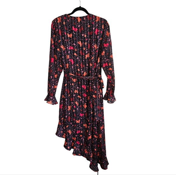 C/MEO Collective Significant Midi Wrap Dress Size Large fits medium to large - Picture 9 of 14